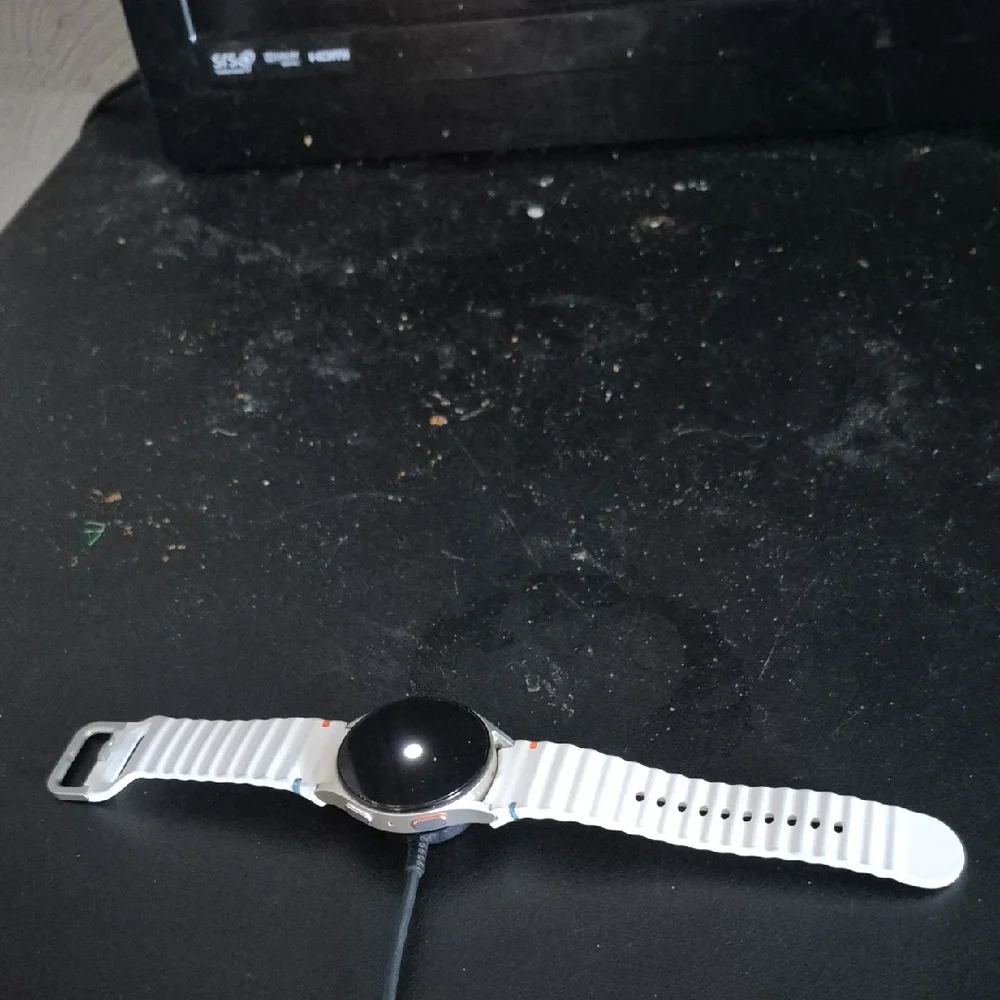 Samsung Smartwatch with White Band